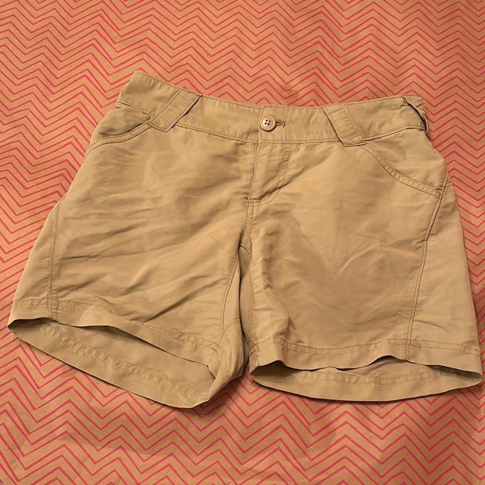Columbia shorts
